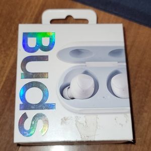 Samsung Ear Buds 2018